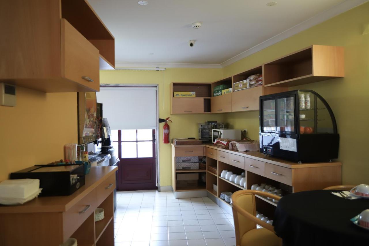 Hospedaria Robalo *